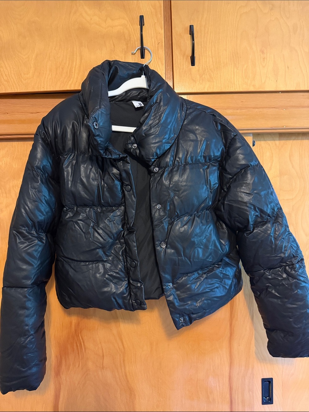 Double Zero Black Cropped Puffer Jacket